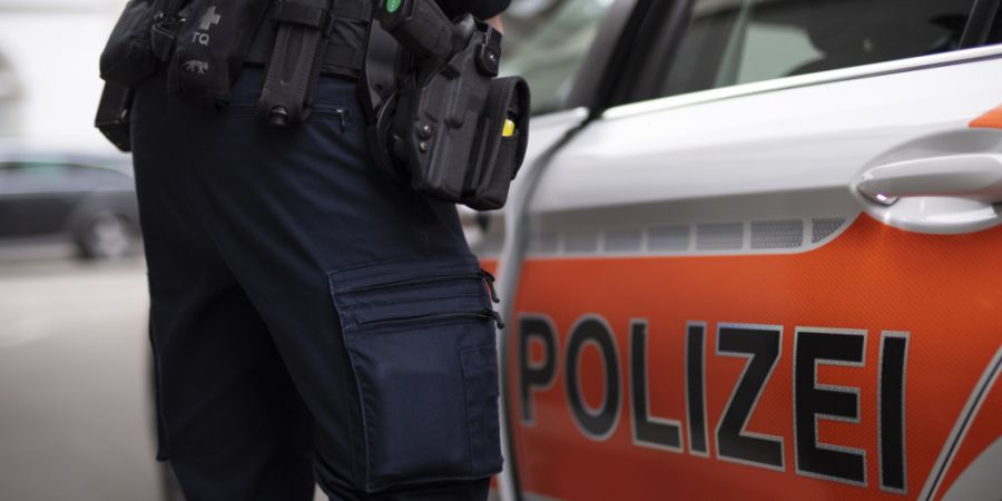 In Rüthi SG wurde ein 89-Jähriger ausgeraubt, wie die Polizei am Donnerstag mitteilte. (Symbolbild)