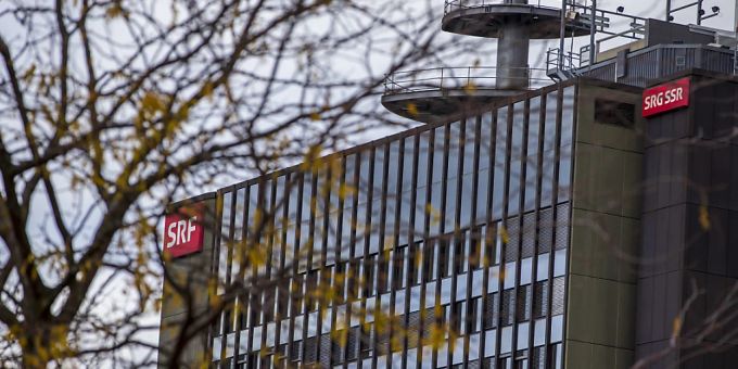 Das Schweizer Radio und Fernsehen (SRF) ändert seine Präsenz ab Mitte Mai auf der Kurznachrichtenplattform X. (Archivbild) SRF muss sparen. Welche Bereiche betroffen sein werden, ist laut Mitteilung noch nicht bekannt. (Archivbild)