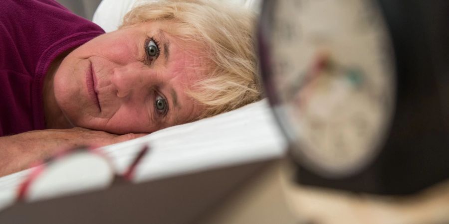 Die Freude an den schönen Dingen des Lebens verblasst: Ein Schlaganfall kann sich auch auf die Psyche auswirken.