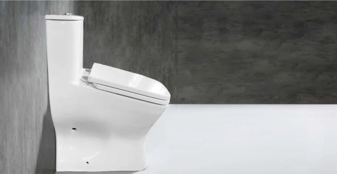 Toiletten mit schrägem Sitz. Toilette