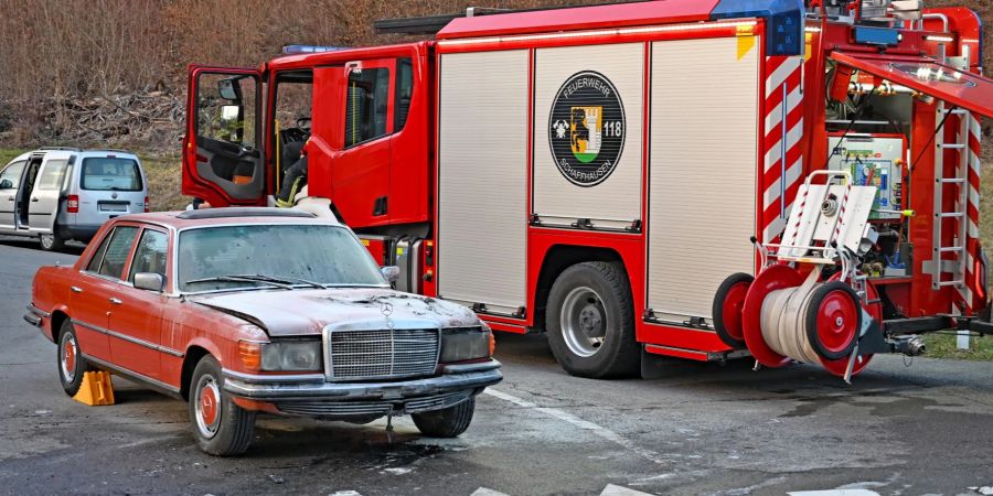 Schaffhausen: Brand eines Veteranenfahrzeugs