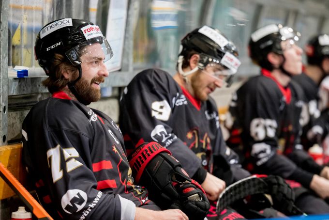 Der EHC Thun hat am Samstagabend gut Lachen. EHC Thun