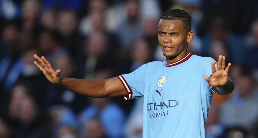 Manuel Akanji ist Teamkollege von Jack Grealish bei Manchester City.