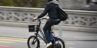 Auf 12 Jahre - Mindestalter-Senkung für langsame E-Bikes umstritten