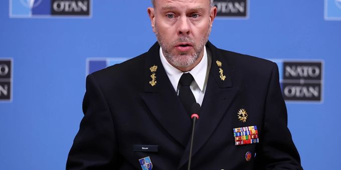 Rob Bauer ist Vorsitzender des Militärausschusses des nordatlantischen Verteidigungsbündnisses (Nato). (Archivbild) Rob Bauer ist Vorsitzender des Militärausschusses des nordatlantischen Verteidigungsbündnisses (Nato). (Archivbild)