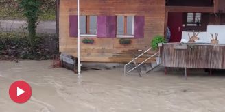 Drohnen-Videos zeigen - So hoch stehen Fluss- und Seepegel jetzt