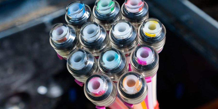 Schnelles Internet durch Glasfaser soll durch eine Kooperation schneller in Mietwohnungen kommen.