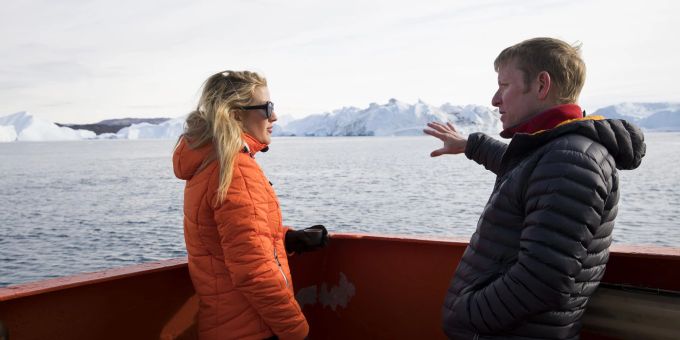 Ellie Goulding besucht den Helheim-Gletscher auf Grönland. Ellie Goulding besucht den Helheim-Gletscher auf Grönland.