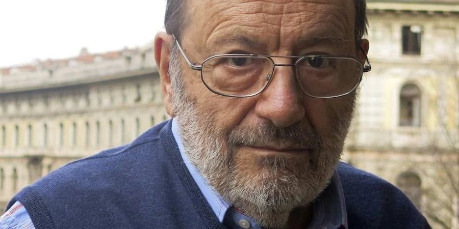 «Ich hasse dieses Buch», sagt der Autor Umberto Eco später über seinen Mittelalter-Thriller «Der Name der Rose». Foto: Carmen Siguenza/EFE/dpa/Archiv