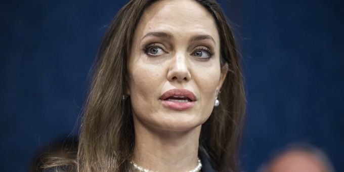 Angelina Jolie hetzt das FBI auf Brad Pitt. angelina jolie