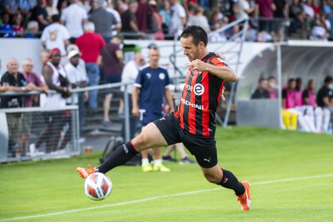Raphaël Nuzzolo von Neuchâtel Xamax in Action. Raphaël Nuzzolo