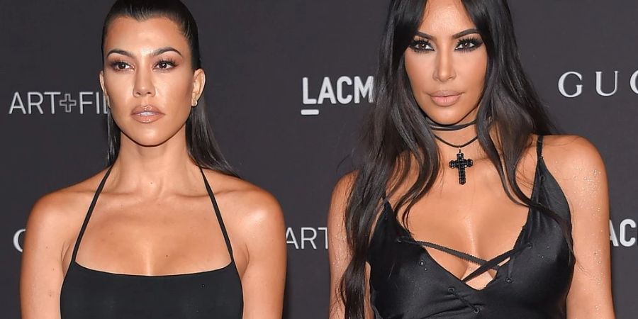 Die Schwestern Kourtney (li.) und Kim Kardashian bei einem gemeinsamen Auftritt 2018.