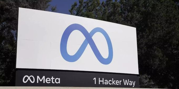 Das Logo von Meta, der neuen Dachmarke des Facebook-Konzerns. Foto: Tony Avelar/AP/dpa Das Logo von Meta, der neuen Dachmarke des Facebook-Konzerns. Foto: Tony Avelar/AP/dpa