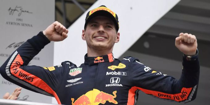 Max Verstappen jubelt auf dem Podium des Hockenheimrings 2019. (Archivbild) Max Verstappen