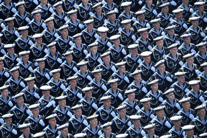 Soldaten bei der heutigen russischen Militärparade in Moskau. Moskau