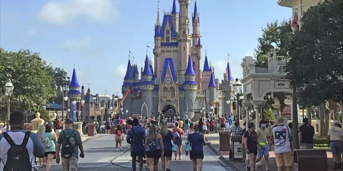 Walt Disney World öffnet seine Türen wieder. Walt Disney World