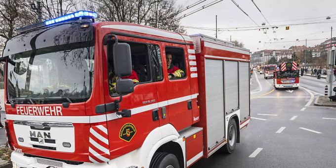 Thörishaus BE - Mann nach Wohnwagenbrand tot aufgefunden