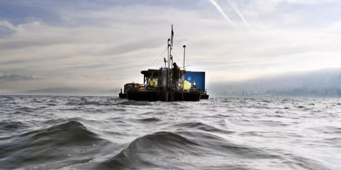 Im Zürchersee wird ein 80 Jahre altes Seekabel ersetzt. zürich