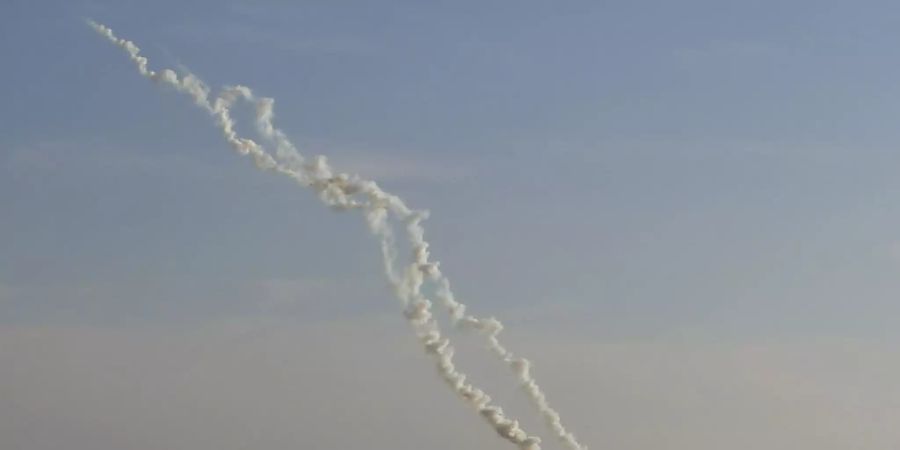 Israel hat in der Nacht auf Samstag bekanntgegeben, Stellungen der Hamas angegriffen zu haben. (Symbolbild)