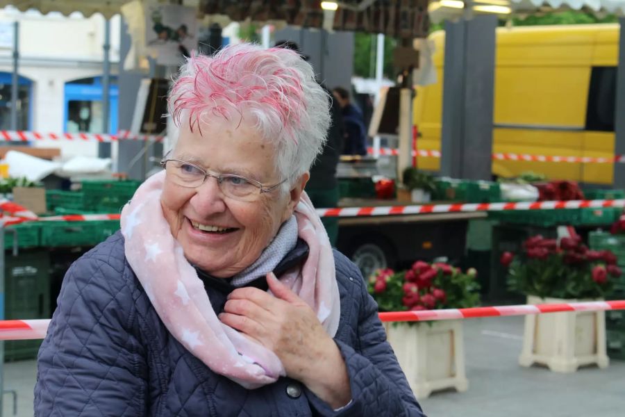 Marie-Therese Santschi ist seit 25 Jahren auf dem Frischmarkt in Dietikon.