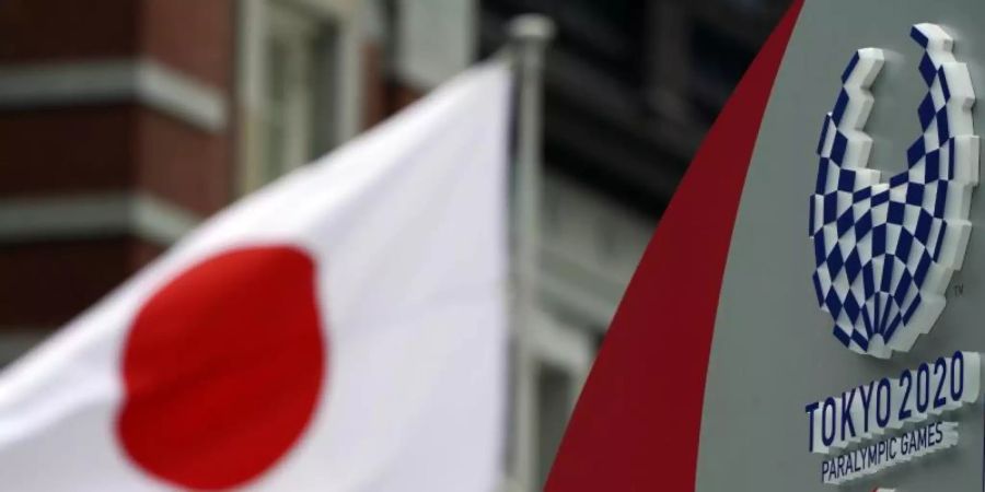 Ein Mitarbeiter des japanischen OK der Olympischen Spiele wurde positiv auf das Cornavirus getestet. Foto: Eugene Hoshiko/AP/dpa