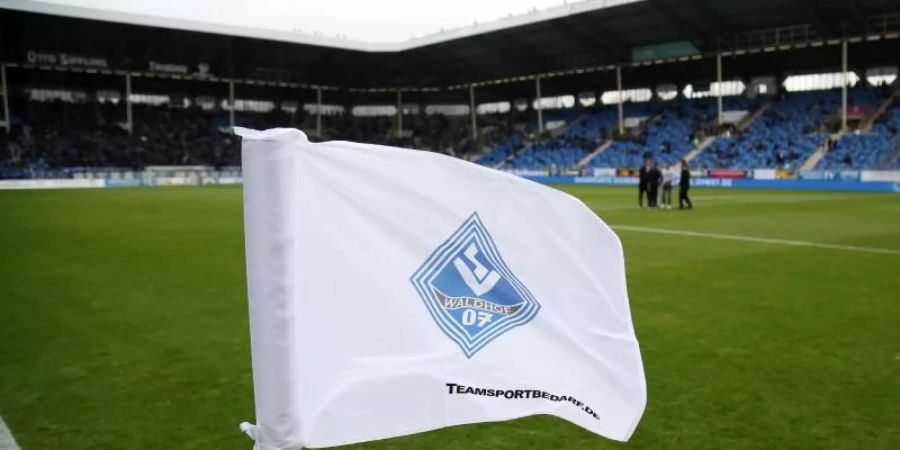 Waldhof Mannheim fordert Geld vom DFB. Foto: Michael Deines/dpa